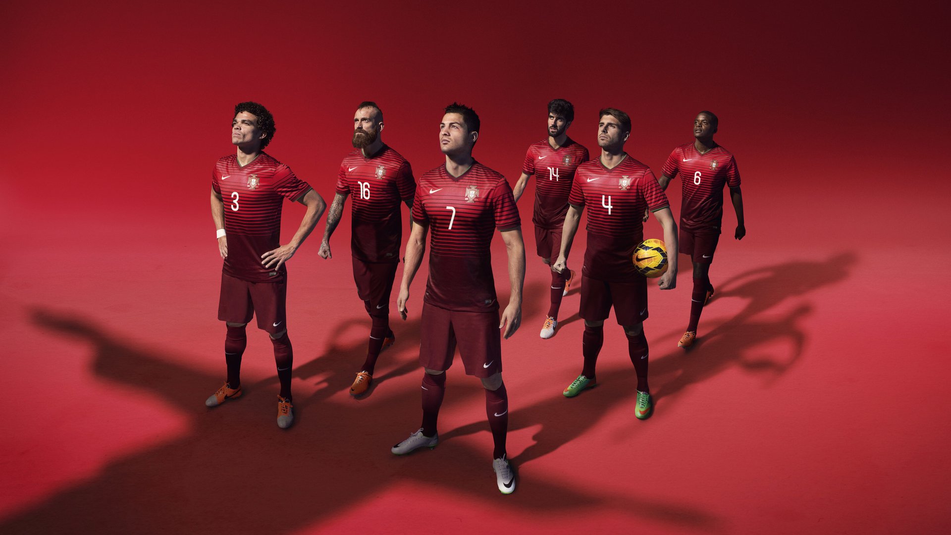 “英超迎来终章倒计时，战局扑朔迷离”，英超收官战